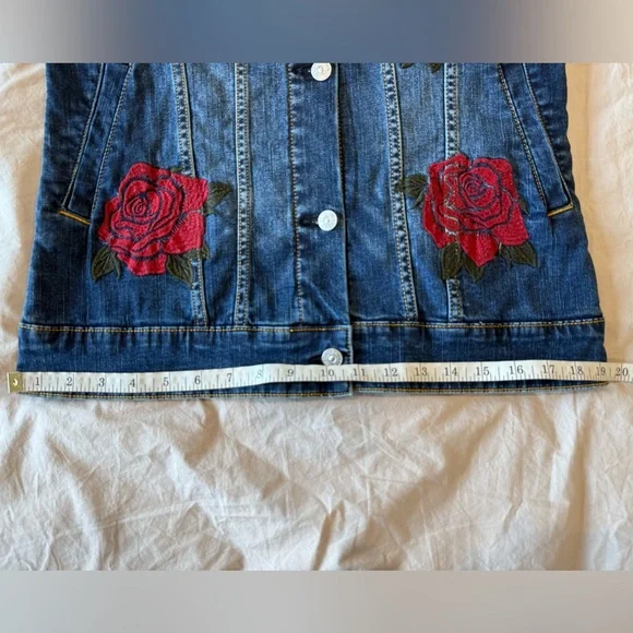 Blue Denim Jacket with Red Floral Embroidery Size Small - Picture 8 of 9